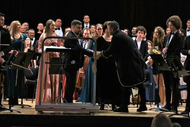 Resonance Events - Organizare concerte, evenimente culturale, corporate, mice, targuri si expozitii, evenimente sportive - Galerie Foto (2)